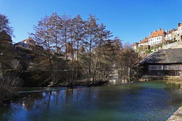Semur-en-Auxois, Semur, Auxois, Dijon, Duc de Bourgogne, parcours, remparts, cité médiévale, armançon, cité de caractère, village de france, Bourgogne, balade, blog culture