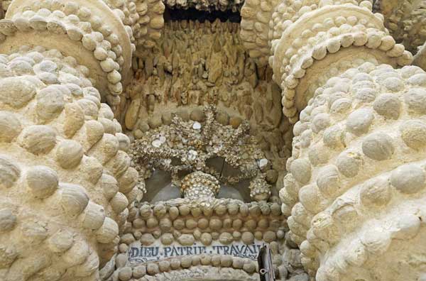 Palais idéal du Facteur Cheval, monument historique, Hauterives, Drôme, folie, rêverie, fonction publique qui détruit mentalement, asperger, visite culturelle, blog culture