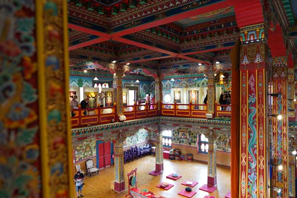 temple bouddhiste Paldenshangpa, mille bouddhas, temple tibétain, bouddhisme, bourgogne, morvan, la boulaye, visite culture, blog culture, découverte