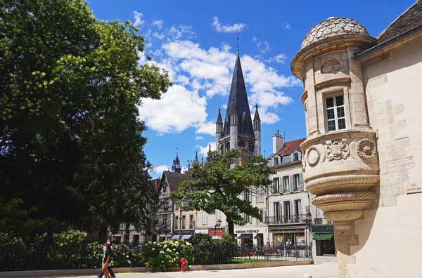 parcours de la chouette, guide du parcours, Dijon, Chouette, balade urbain, Office du Tourisme, découvertes histoire, blog culture