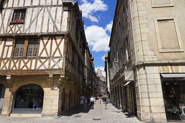parcours de la chouette, guide du parcours, Dijon, Chouette, balade urbain, Office du Tourisme, découvertes histoire, blog culture
